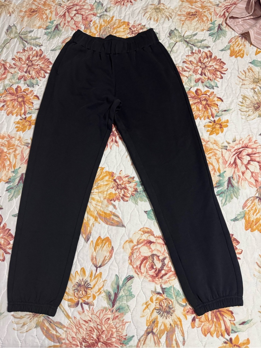 Pact woman Black Elastic Waist Joggers